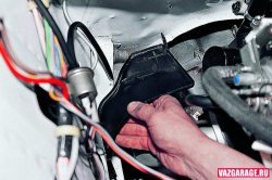 Снятие и установка стартера на ВАЗ 2106 Снятие и установка стартера на ВАЗ 2106